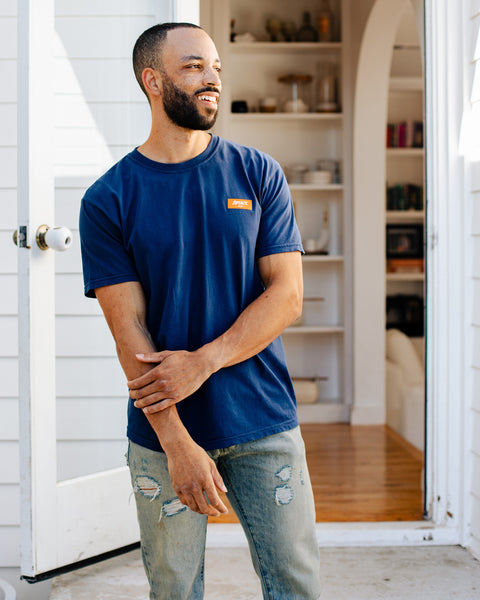 APEROL-TILTED-PDP-NAVY_grande.